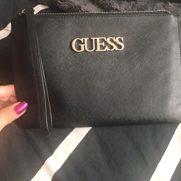 Original Guess wristlet - Picture 2 of 4